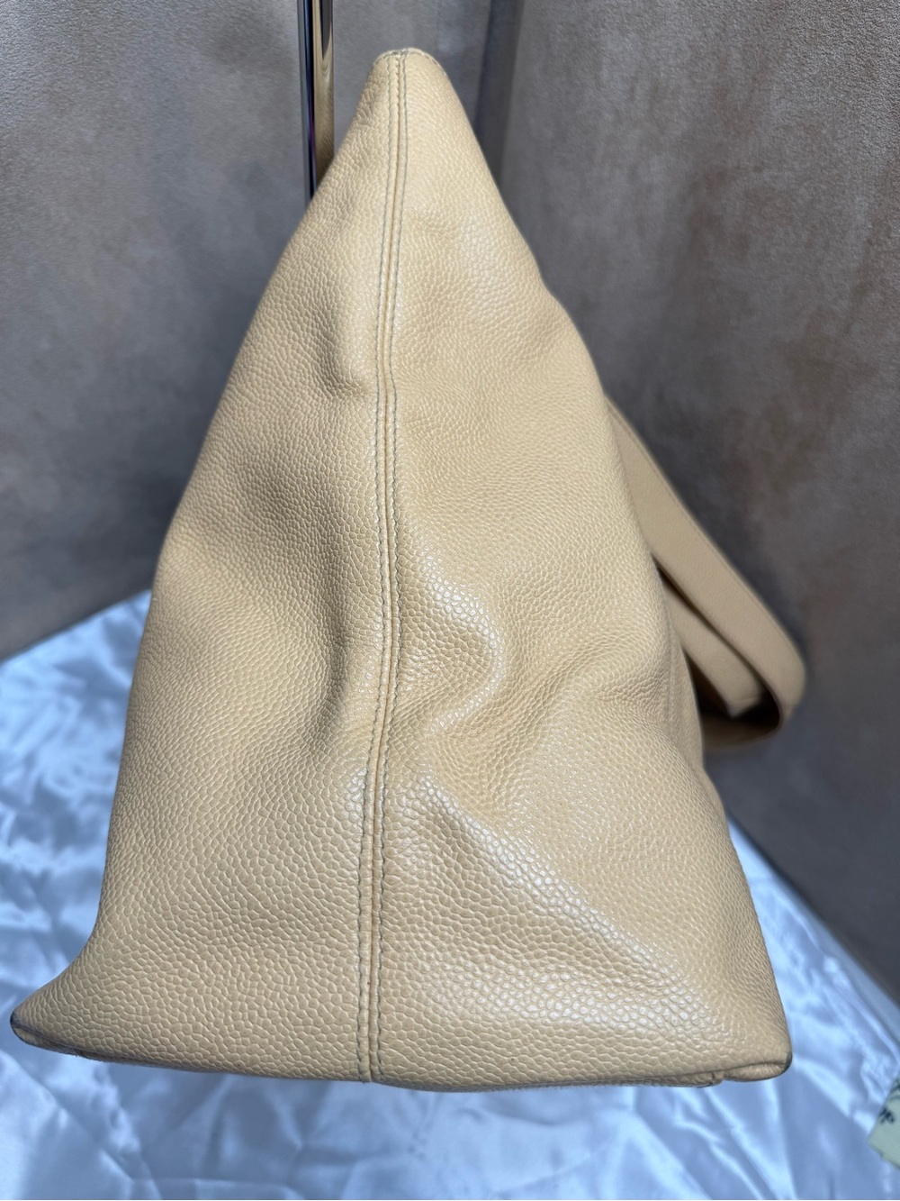 Chanel Caviar Leather CC Tote Bag Gold Hardware Vintage Shoulder Shopper - Picture 5 of 16